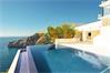 An amazing villa, at a first-class location. 