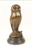 Bronzen beeld van een jonge uil, dierenbeeld