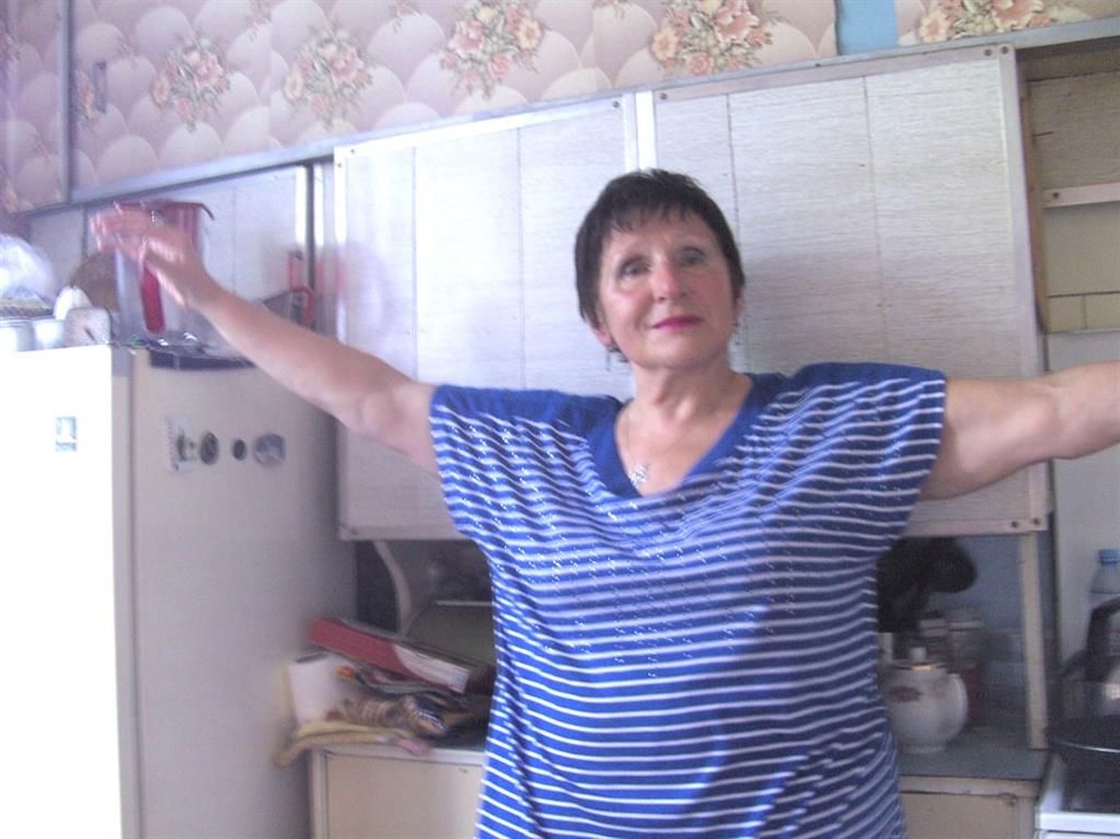 Vrouw 74 ZOEKT MAN VOOR VRIENDSCHAAP EN l Relatie | Vrouw Zoekt Man