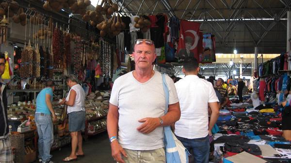 Een Vlotte Vrouw voor ReLatie ,Lat of Vriendschap | Man Zoekt ReLatie