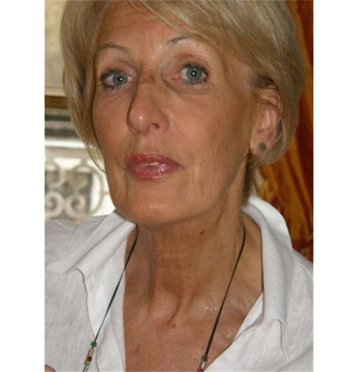 Oudere Dame Zoekt Plezier Vrouw Zoekt