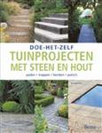 Tuinprojecten Met Steen En Hout