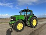 John Deere 6520