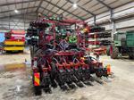 Becker 12 rijige pneumatische zaaimachine