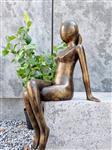 sculptuur, A seated lady - 58 cm - Brons
