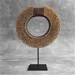 Decoratief ornament (1) - NO RESERVE PRICE - Caramel Colored Tolai Necklace on a custom  stand - Tal