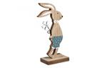 Houten haas met bloem