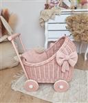 Poppenwagen Roze met roze dekens Roze met roze dekens