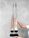 GEEN RESERVEPRIJS - Een paar extra grote zwaardvispodiums op op maat gemaakte sokkels- Rostrum op ee