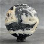 GEEN MINIMUMVERKOOPPRIJS - Prachtige Zebra Bol op een aangepaste standaard- 1900 g - (1)