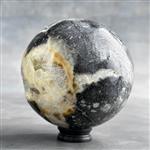 GEEN RESERVEPRIJS - Prachtige bol van kristalkwarts op aangepaste standaard Kwarts- 1800 g