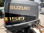 Suzuki 150 pk 2.7 L V6 Paar keer gebruikt echt helemaal