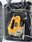 Online Veiling: DeWalt decoupeerzaag DW331K