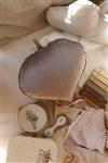 Velvet kussen Leaf - Donker beige- Moi Mili Blad Donkerbeige