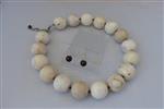 HOWLIET (24 mm) - GRANAAT ketting/oorhanger-set