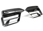 Dit betreft een set BMW F90 M5 LCI Carbon voorbumper lucht happen cover canard