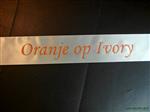 Ivory Lint 45 mm met Oranje opdruk +/- 50cm. - Eigen tekst opgeven in het veld opmerkingen aan het e
