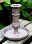 Kandelaar rond 14,5 cm. bruin, gietijzer