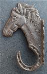 Kapstokhaak paard met hoefijzer, gietijzer KH1744