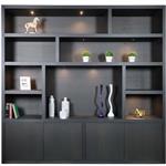 Wandkast met deuren en zonder plint