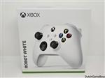 XBOX One - Controller - Robot White - New & Sealed