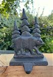 Stocking hanger ijsbeer met dennenbomen, kasthaak, gietijzer   XM162