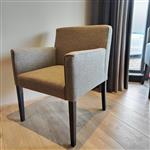 Moderne eetkamerstoel met leuning