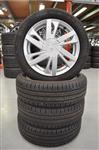 Gebr.Org. 15'' Toyota Velgen 4x100 ET35 + Zomerbanden