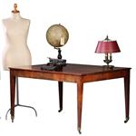 Louis Seize werktafel op strakke tapse poten bloemmahonie randen ca 1800 (No.932635)