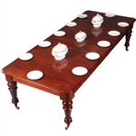 Smetteloze prachtige lange tafel Pullout of coulissetafel ca 1870 Victoriaans in mahonie met 4 inleg