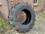 BRIDGESTONE BANDEN SET 540/65 - 28 TYPE VX - R NIEUW