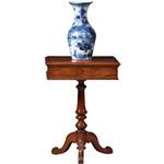 Vierkante bijzettafel of lampetafel met lade voor klein gerei op centrale poot ca 1875 (No.883021)