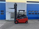 VS-22118 Elektrische Triplex heftruck Linde E30 Sideshift 8.000mm