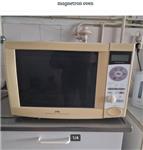 Magnetron Oven in goede staat. 