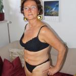 oma dientje zoekt lekkere man voor potje seks 