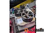 Pallet 2 + 14: plaatwerk en aluminium velg