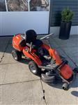 Zeer nette Husquvana frontmaaier r214tc tekoop