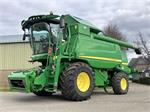John Deere T560