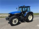 New Holland 8260
