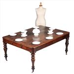 Eetkamertafel  óf werktafel  eetkamertafel met geweldig mooi doorleefd leer een echte leeftafel ca 1
