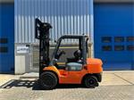 VS-22046 Triplex diesel heftruck Toyota 3,5 ton Sideshift Freelift