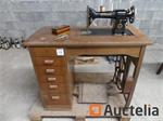 Antieke Berlina pedaal naaimachine