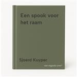 Een spook voor het raam