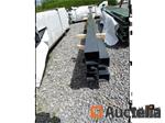 5 vierkante palen van 3m40 RAL 7016