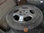4 Banden op aluminium velgen