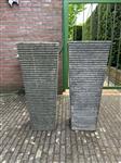 Mooie grijze plantenbakken