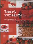 Taart versieren