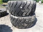 2 Michelin 26.5 R 25 banden voor bouwmachines