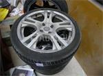 Set van 4 banden op 4-gaats aluminium velgen Semperit 225/40 R18