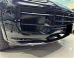 Dit betreft een Porsche Cayenne / Cayenne coupe 2024+ carbon turbo GT style voorlip splitter